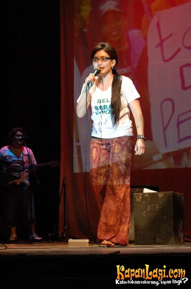 rieke dyah pitaloka dan iwan fals