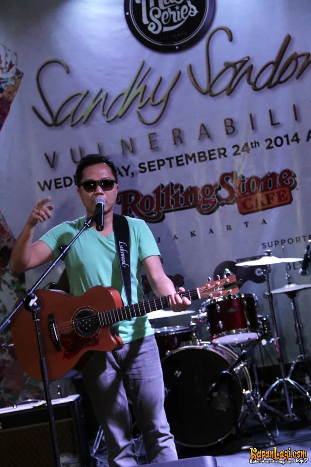 Sandhy Sondoro