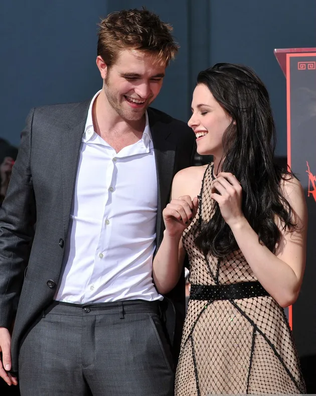 Robert Pattinson dan Kristen Stewart