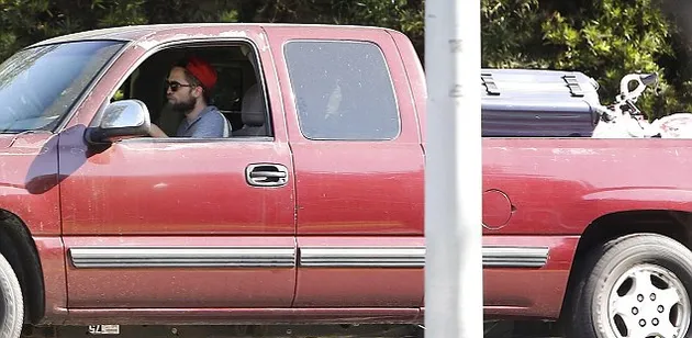 Robert Pattinson Pindah