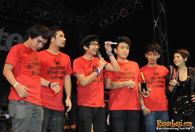 rolling stone 5th anniversary