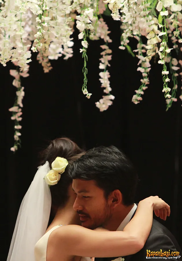 ROMANTIS! RIO DEWANTO DAN ATIQAH PUTUSKAN 'MENIKAH' LAGI ROMANTIS! RIO DEWANTO DAN ATIQAH PUTUSKAN 'MENIKAH' LAGI