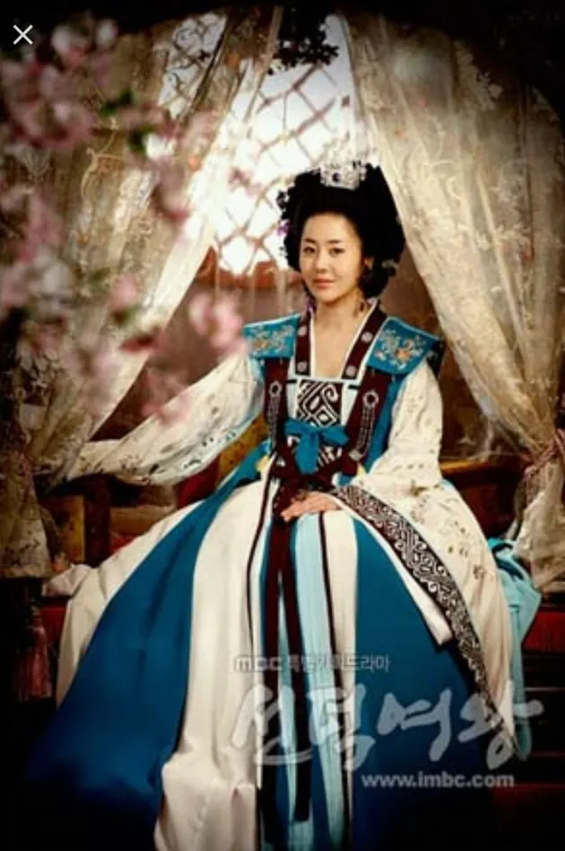 Aktris Pakai Hanbok di drama