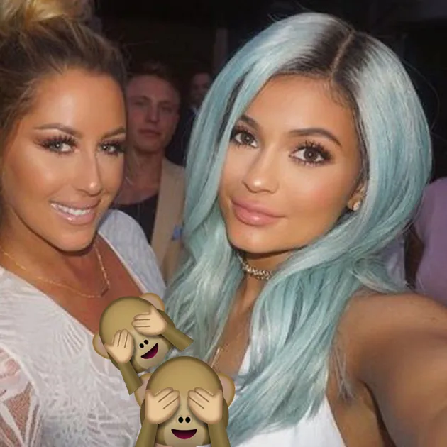 Kylie Jenner dandan menor