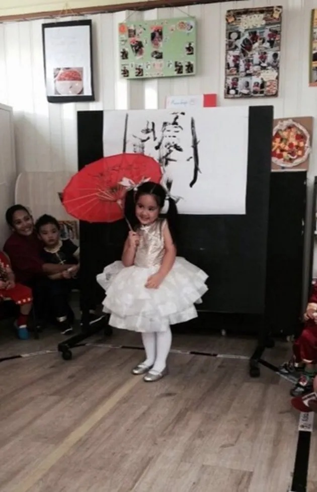 Mikhayla putri nia ramadhani
