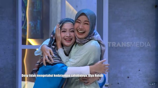 20 Years of Friendship, 9 Portraits of Alya Rohali & Desy Ratnasari who are Besties - Never Fight