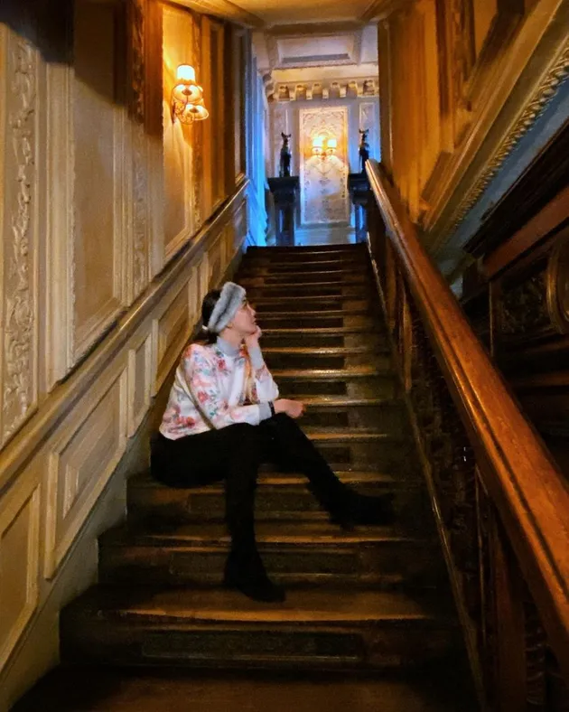 Luna Maya dan Ayu Ting Ting