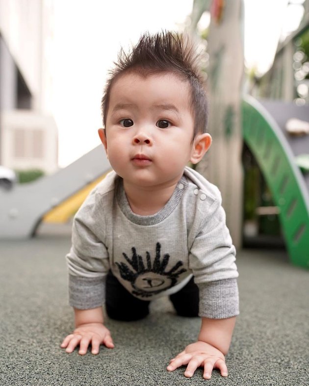 Sandra Dewi Upload Photos of 10-Month-Old Baby Mikhael Moeis, His Cute Frizzy Hair