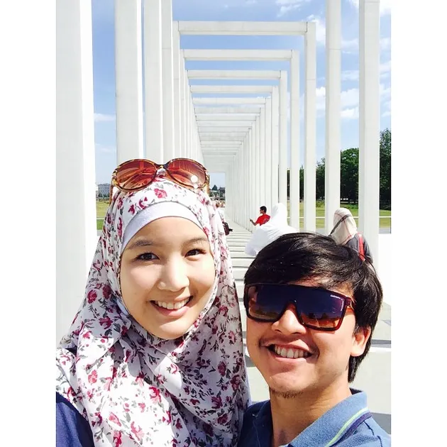 SARAH NATALIA, MENANTU AA GYM YANG JUGA HIJABER CANTIK ...