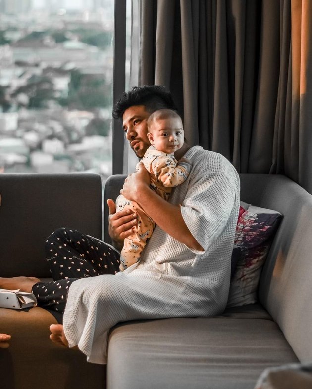 Soon It Will Be 1 Year, Check Out 9 Latest Cute and Adorable Photos of Baby Air, Irish Bella and Ammar Zoni's Child - Getting More Handsome and Attracting Attention