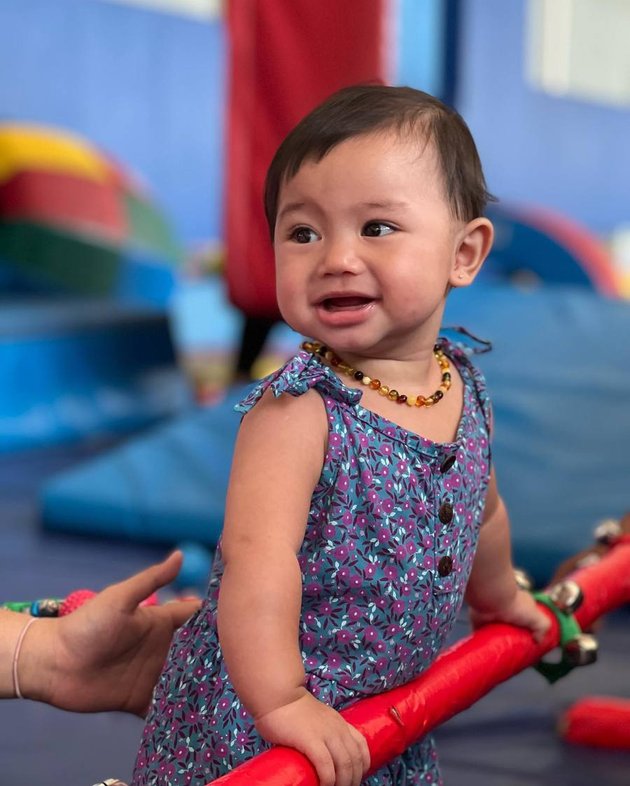 Soon to Become an Older Sister, Portraits of Baby Bible Felicya Angelista and Caesar Hito's Daughter who is Now 1 Year Old - Even More Adorable