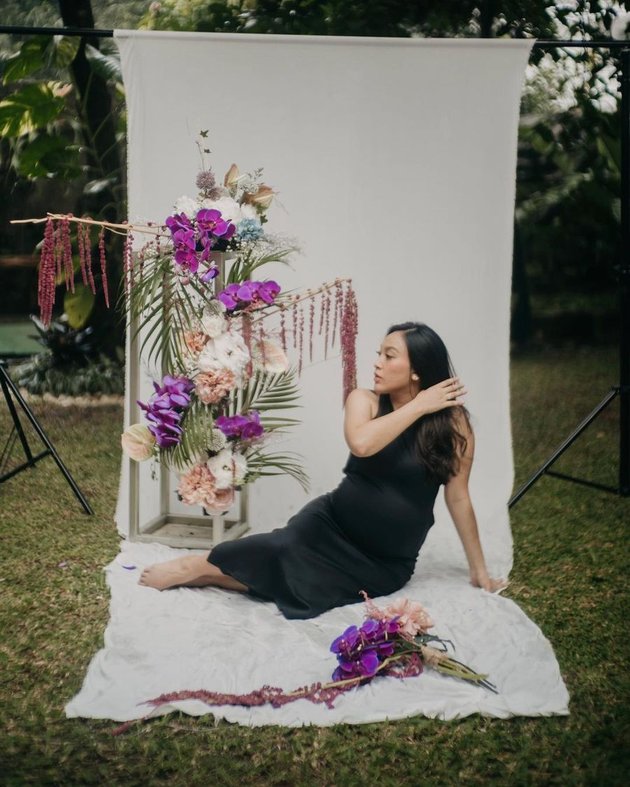 Soon to Give Birth, Here are 8 Maternity Shoot Moments of Afifah, Hetty Koes Endang's Daughter - Said to be More Glowing