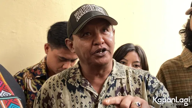 Ayah Vadel Badjideh Tantang Nikmir