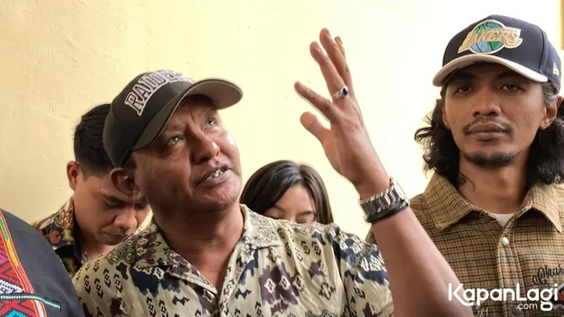 Ayah Vadel Badjideh Tantang Nikmir