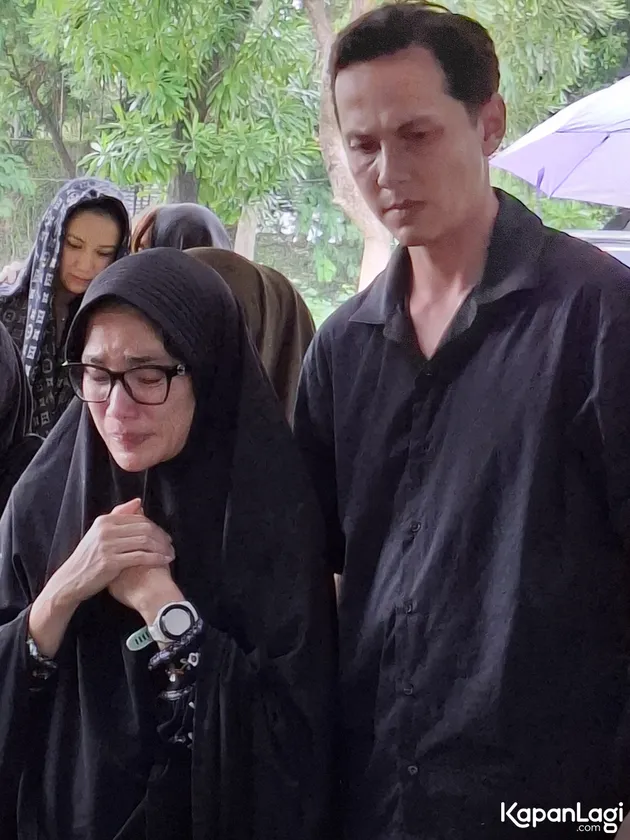 Kedekatan Andhika Pratama dengan Ibu Mertua