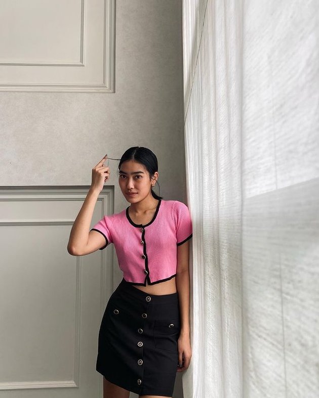 As Beautiful as a Supermodel! Here are 10 Photos of Alika Islamadina's Body Goals with Long Legs and a Small Waist like a Barbie Doll