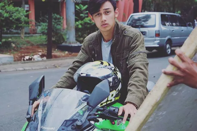 Immanuel Caesar Hito