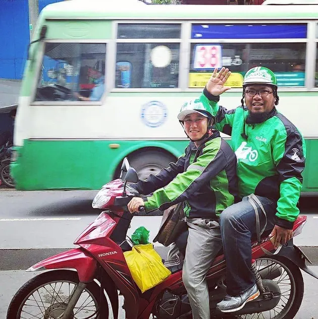 ojol, ojek online, gojek, grab, berita ojek online