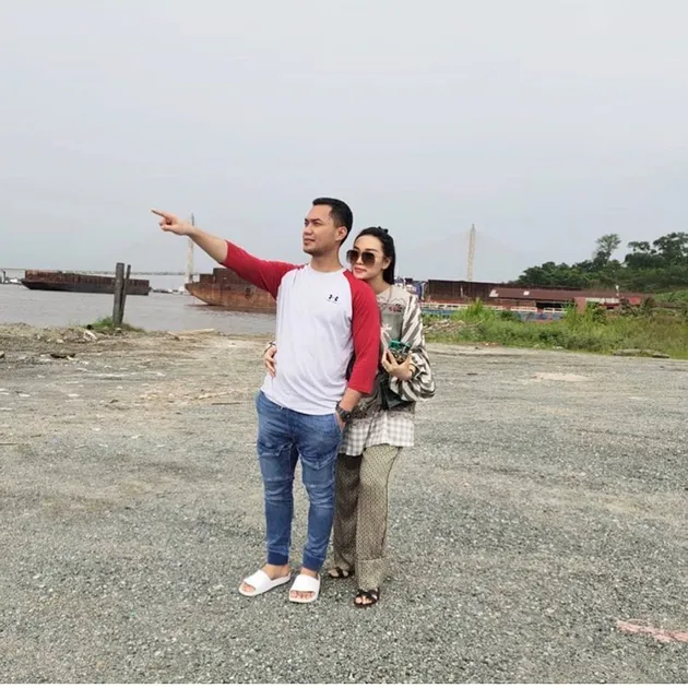 Zaskia Gotik dan Sirajudin Mahmud