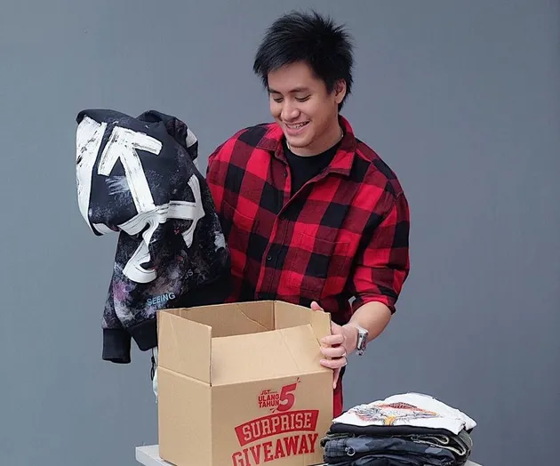 Kevin Aprilio