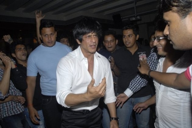 A Series of Bollywood Celebrities Caught on Camera Allegedly Drunk, From SRK to Kareena