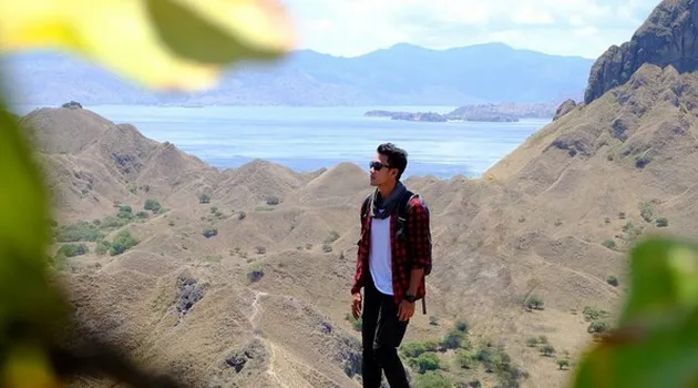 traveling, menjelajah, seleb yang suka traveling