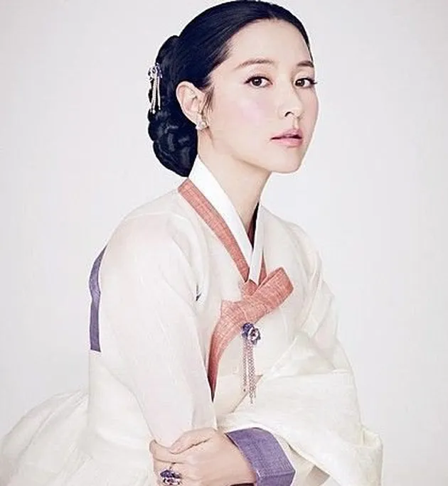 Seleb Korea Ber-Hanbok