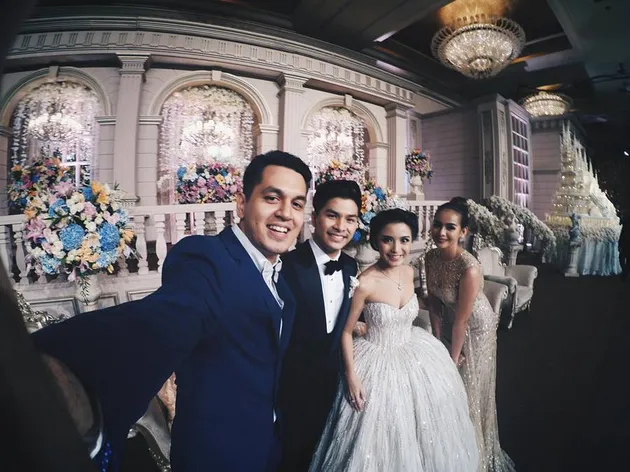Selfie Selebriti