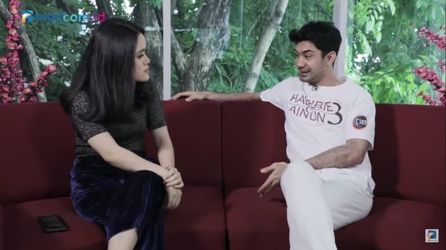 A Series of Tips to Become a Great Actor ala Reza Rahadian, Starting from Routine Training to Mutual Respectful Attitude