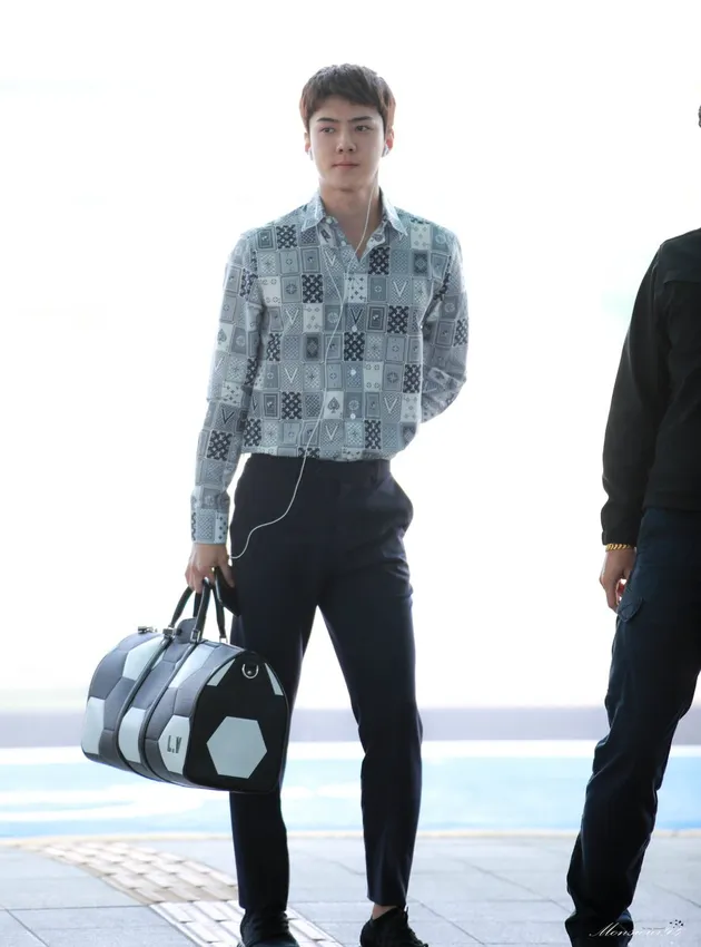 sehun louis vuitton