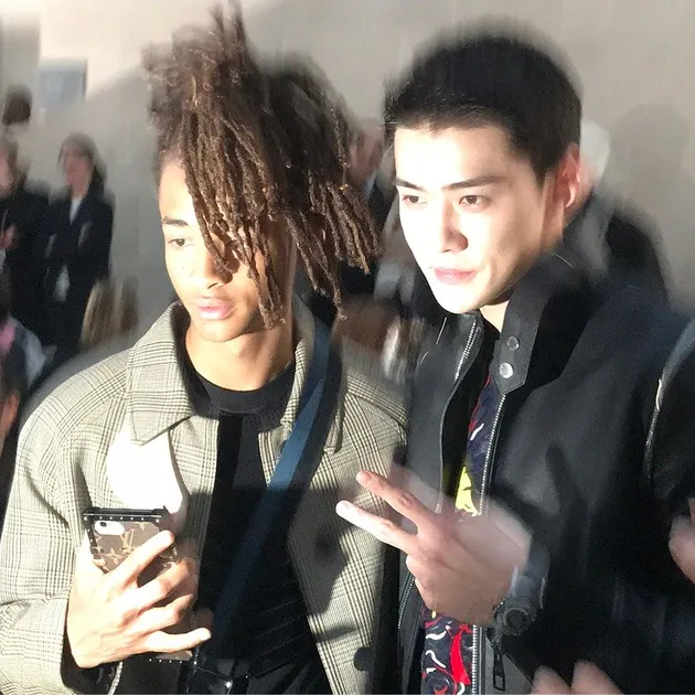 Sehun EXO in Louis Vuitton Fashion Show