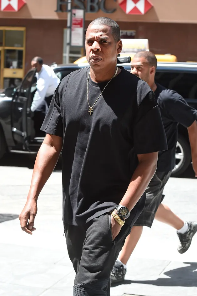 Setelah itu ada Jay Z, di mana ia lupa dengan lirik lagu kolaborasinya bersama Drake yang berjudul Pound's Cake.
