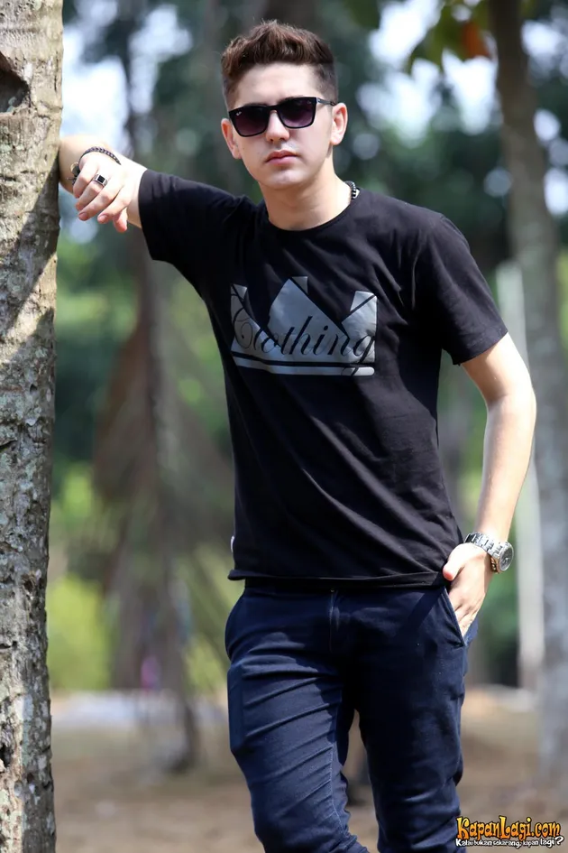 pria-pria ganteng Anak Jalanan