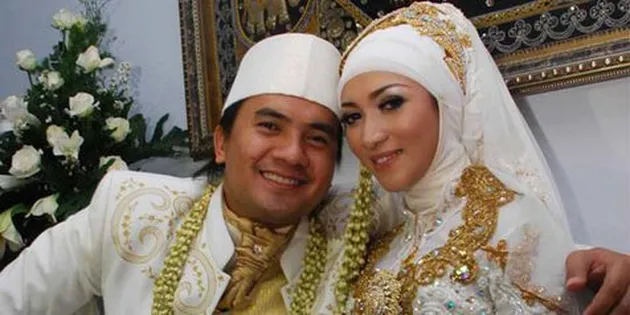 artis yang suaminya meninggal, artis yang istrinya meninggal, selebriti meninggal, pasangan selebrit