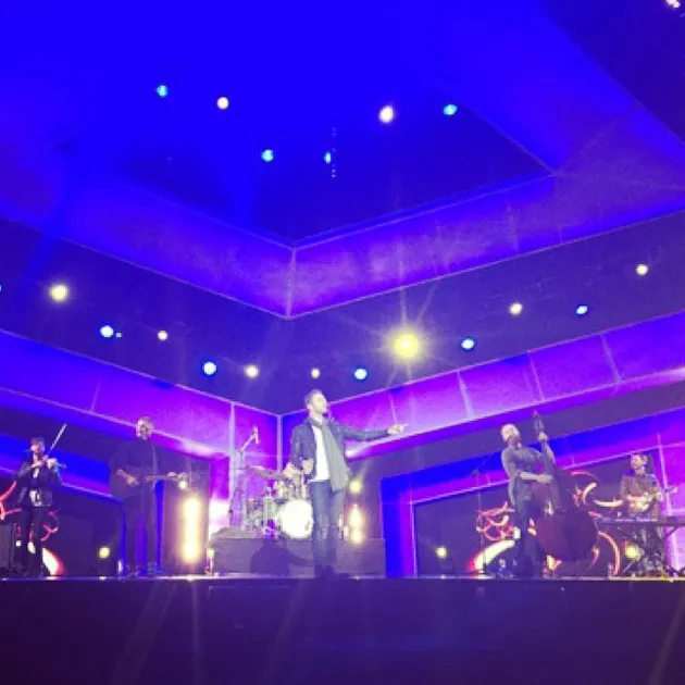 Seolah belum hilang pesonanya, banyak yang merindukan kehadiran Shane Filan bernyanyi di atas panggung.