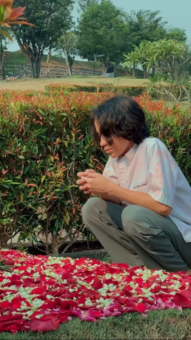 BCL Ziarah ke Makam Ashraf Sinclair