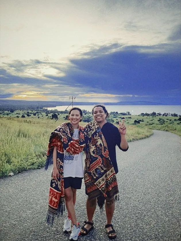 Cara Arie Kriting Rebut Hati Indah Permatasari