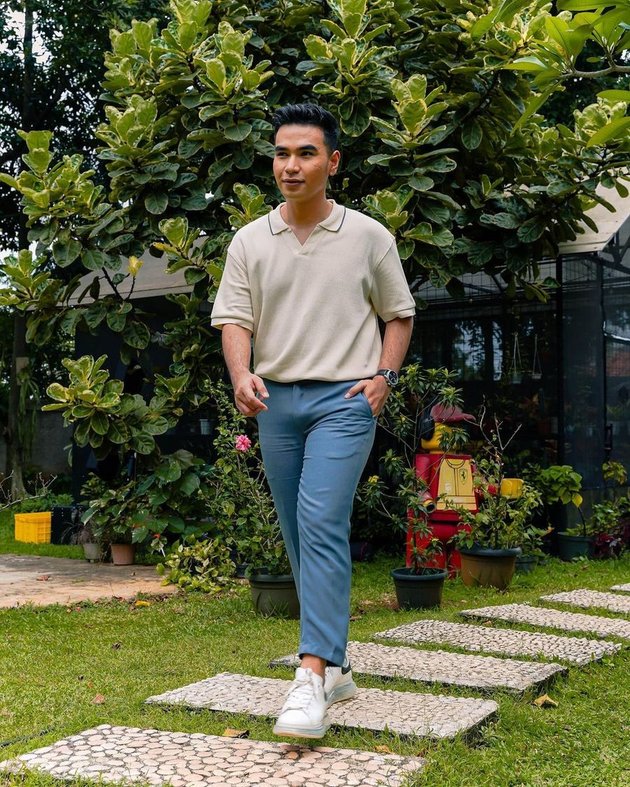 Always Stylish, Here are 8 Photos of Hari Putra who Just Released the Single 'Buy One Get One'