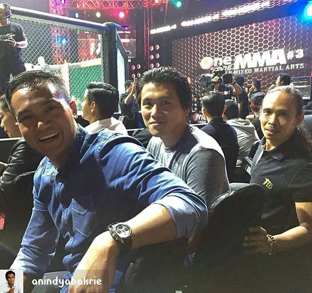seleb nonton MMA