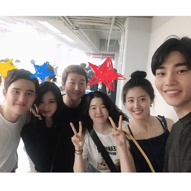 Konser EXO ElyXiOn dot