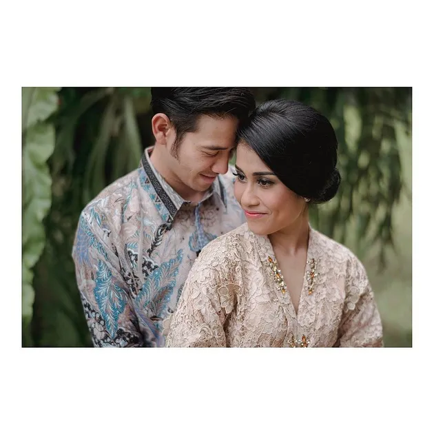 selfgoal, selebriti menikah
