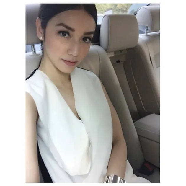 Selfie Cantik Velove Vexia, Mantan Raffi Ahmad Yang Kian Bersinar - KapanLagi.com