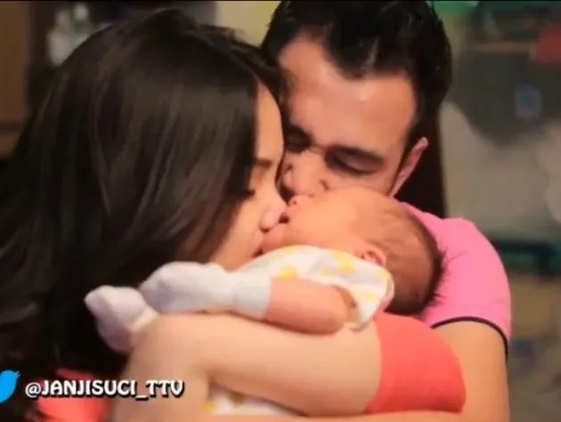 Nagita Slavina - Raffi Ahmad - Rafathar Malik Ahmad