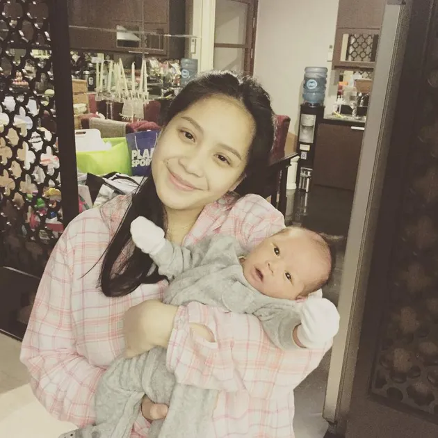 Nagita Slavina - Raffi Ahmad - Rafathar Malik Ahmad