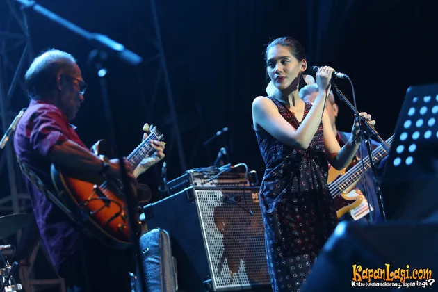 Jazz Goes To Campus