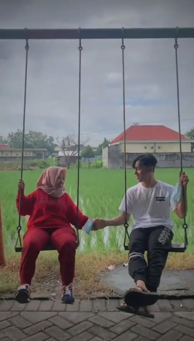 Kekeyi dan Kekasih Barunya