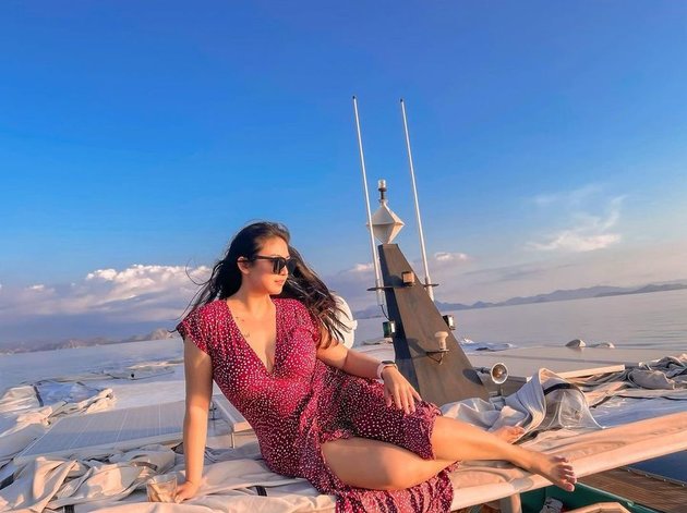 Recently Rumored to Have Secretly Married, 8 Latest Photos of Ayu Anjani 'Lasmini' Who is Now Called a Hot Mom - Confident with Curvy Body