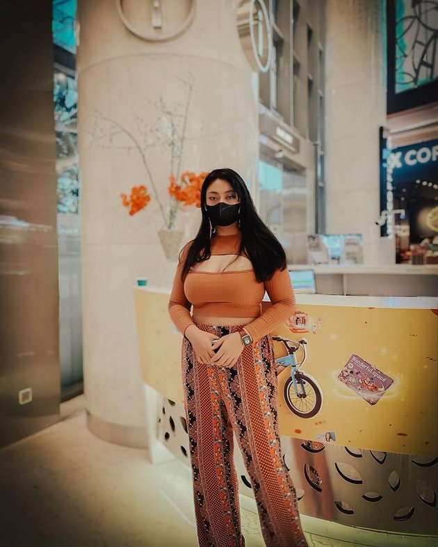 Recently Rumored to Have Secretly Married, 8 Latest Photos of Ayu Anjani 'Lasmini' Who is Now Called a Hot Mom - Confident with Curvy Body