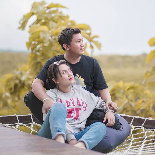Once Rumored to Have Broken Up, Take a Look at 8 Romantic Photos of Denny Caknan and Happy Asmara - Netizens Get Emotional and Wish for a Quick Marriage