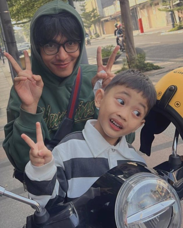 Previously Hidden, 8 Photos of Noah, Beni Mulyana's Stepson and Lesti's Handsome Brother - Already Close Since Dating